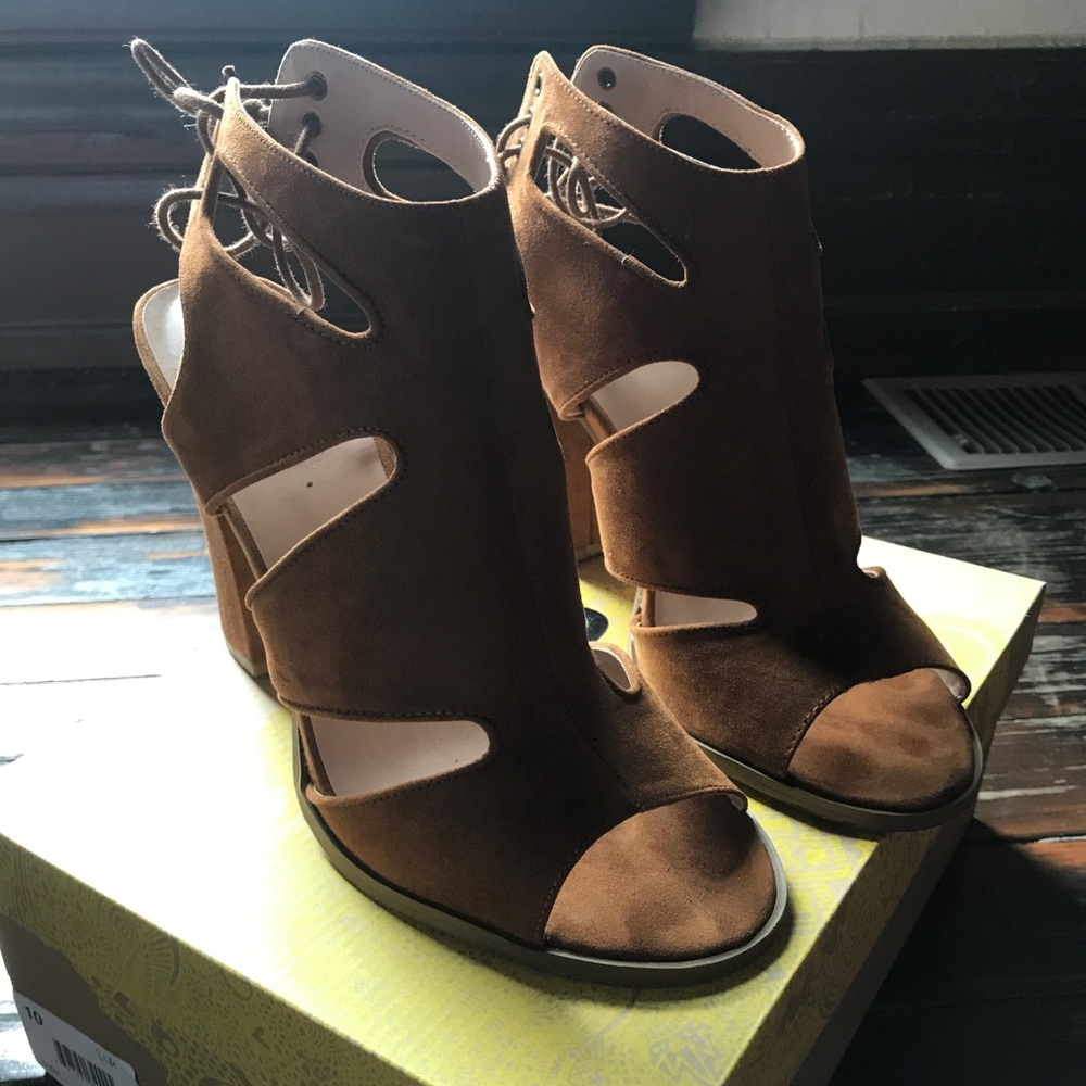 Mix No 6 Suede Heel